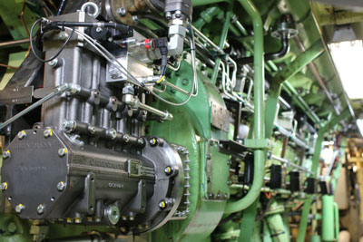 YMER Icebreaker with HEINZMANN common rail retrofit system